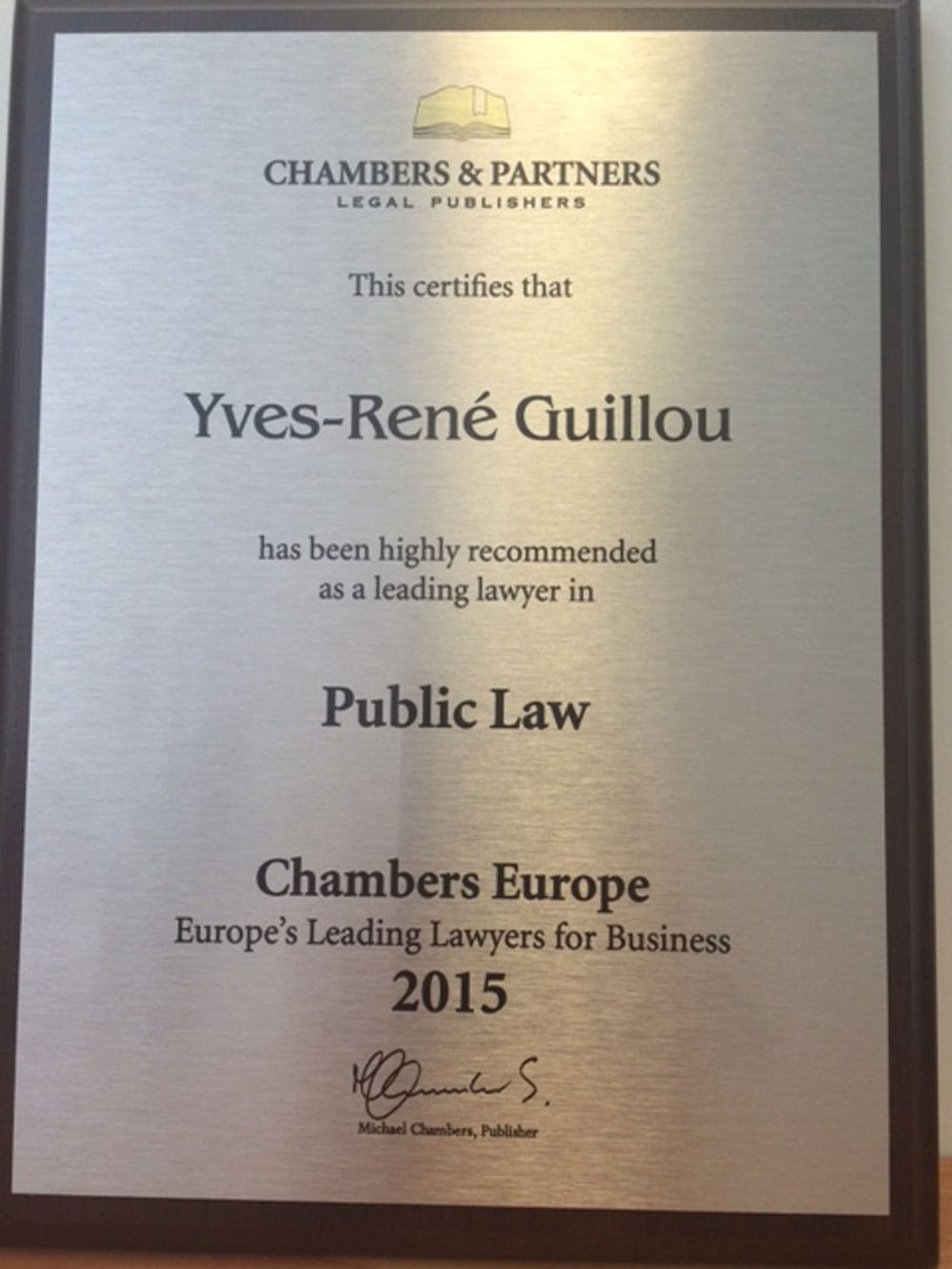 Earth Avocats - Yves-René Guillou entre dans le classement Chambers Europe 2015 en Droit Public.